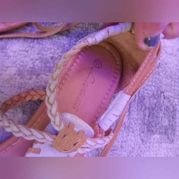 Womens Sandals From Love's University Size 11 - Picture 5 of 10